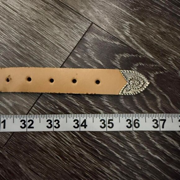 Early 2000s Tan & Silver Boho Western Belt - Picture 6 of 7